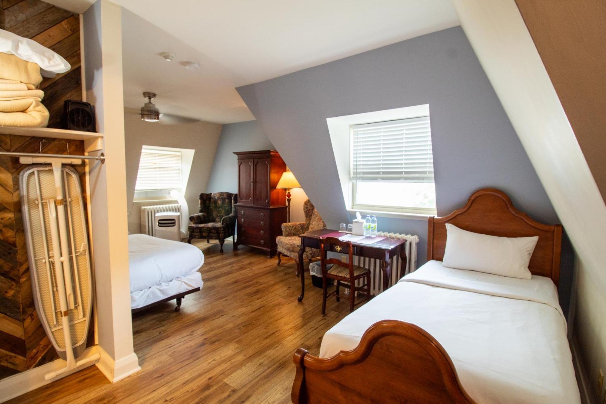 Hochelaga Inn คิงสตัน ห้อง รูปภาพ